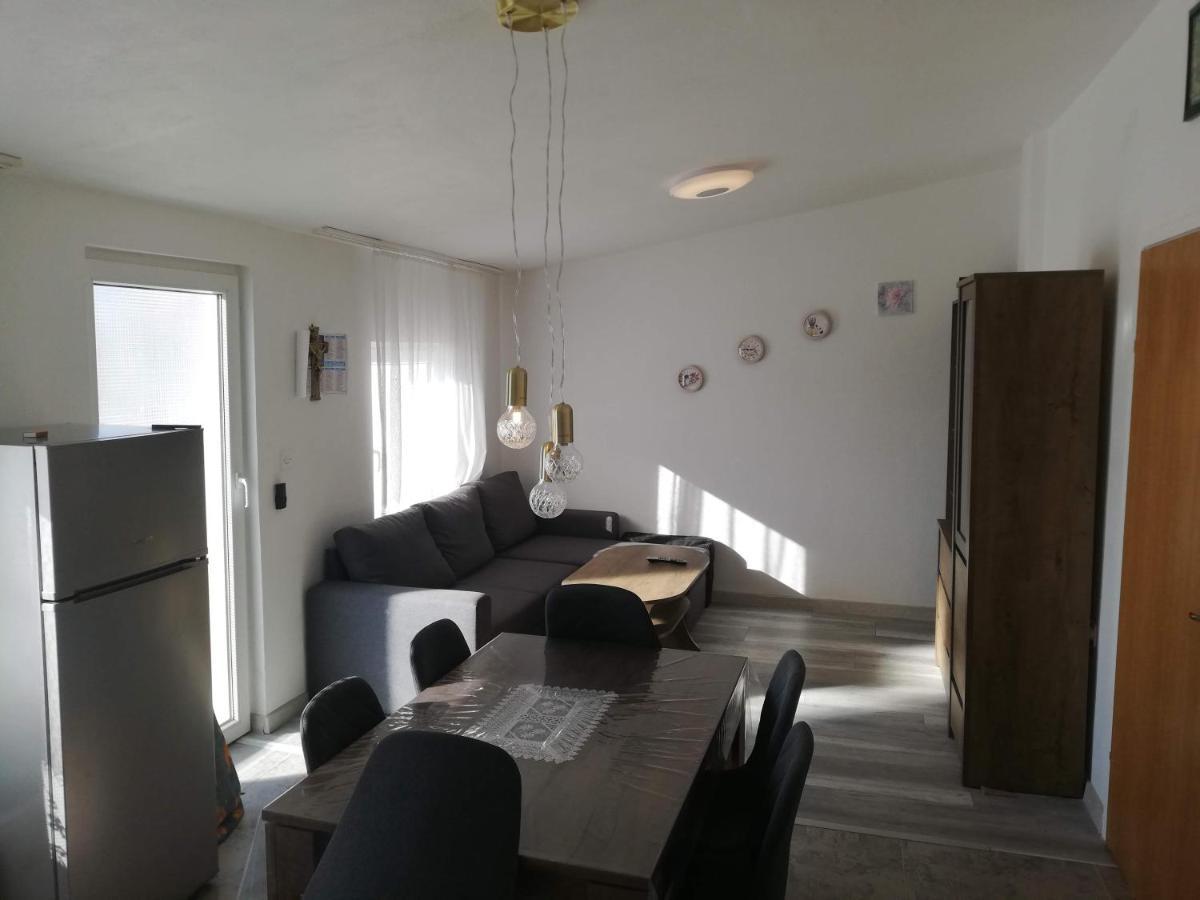 Apartman Kety فير المظهر الخارجي الصورة